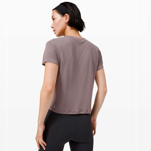 LULULEMON train to be top - Picture 3 of 5